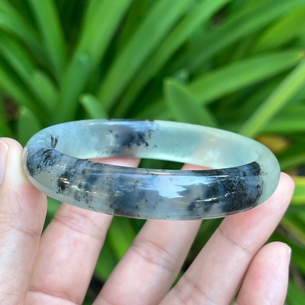60mm inner diameter grey translucent xiuyu jade bangle 1464